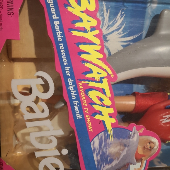 Baywatch Lifeguard Barbie - Picture 3 of 4